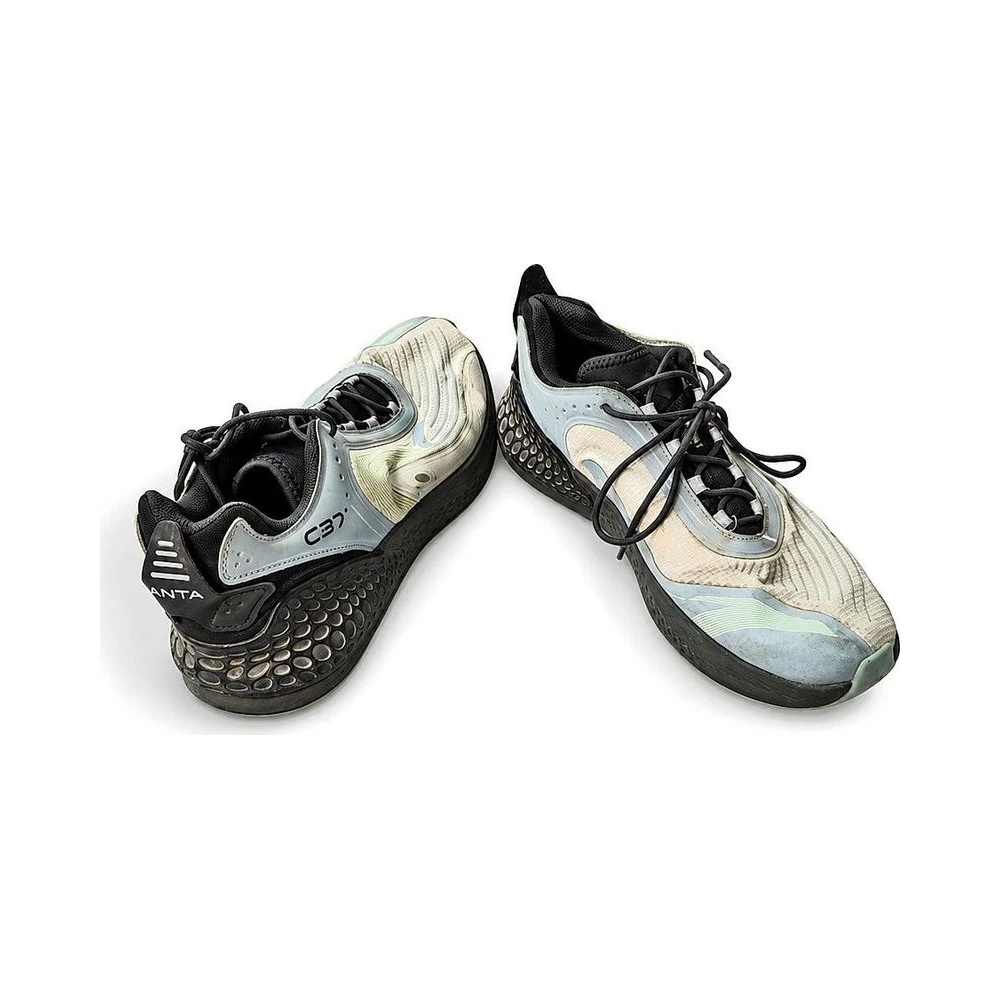 Sports Shoes