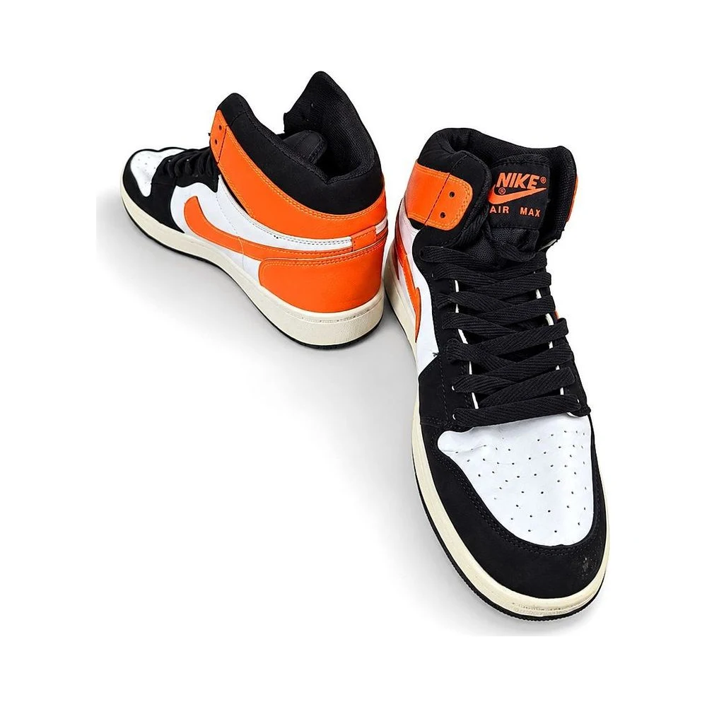 NIKE Sports Shoes